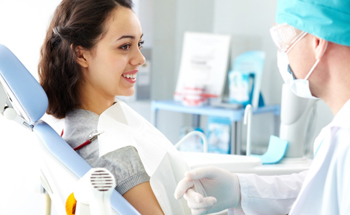 woman visiting dentist